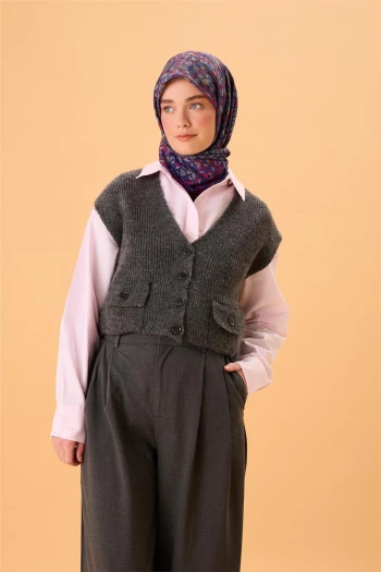 07 Silk Home Piramit Desen Soft Eşarp