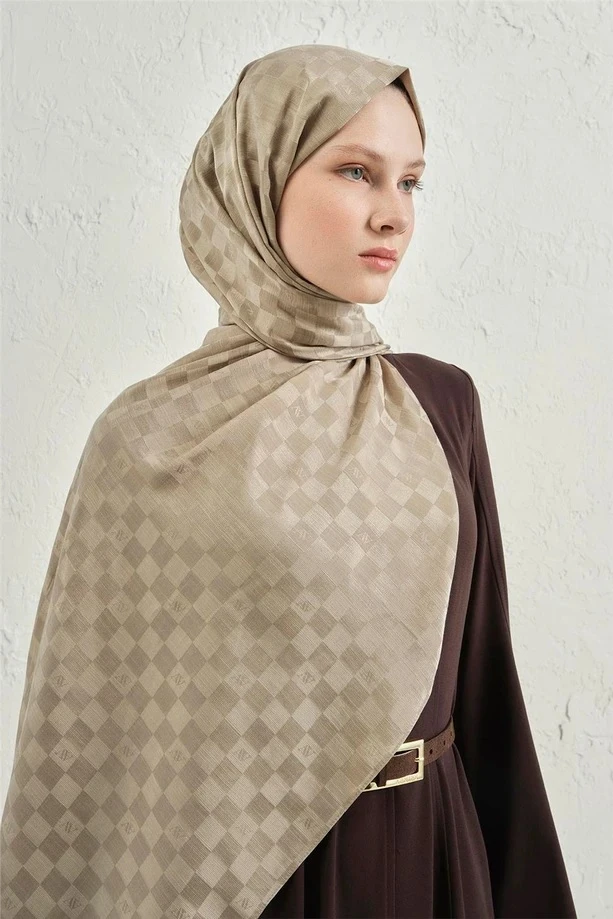 08 Armine J. İpek Dama Şal