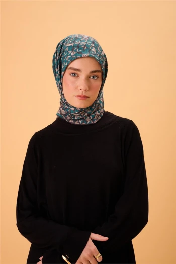 09 Silk Home Piramit Desen Soft Eşarp