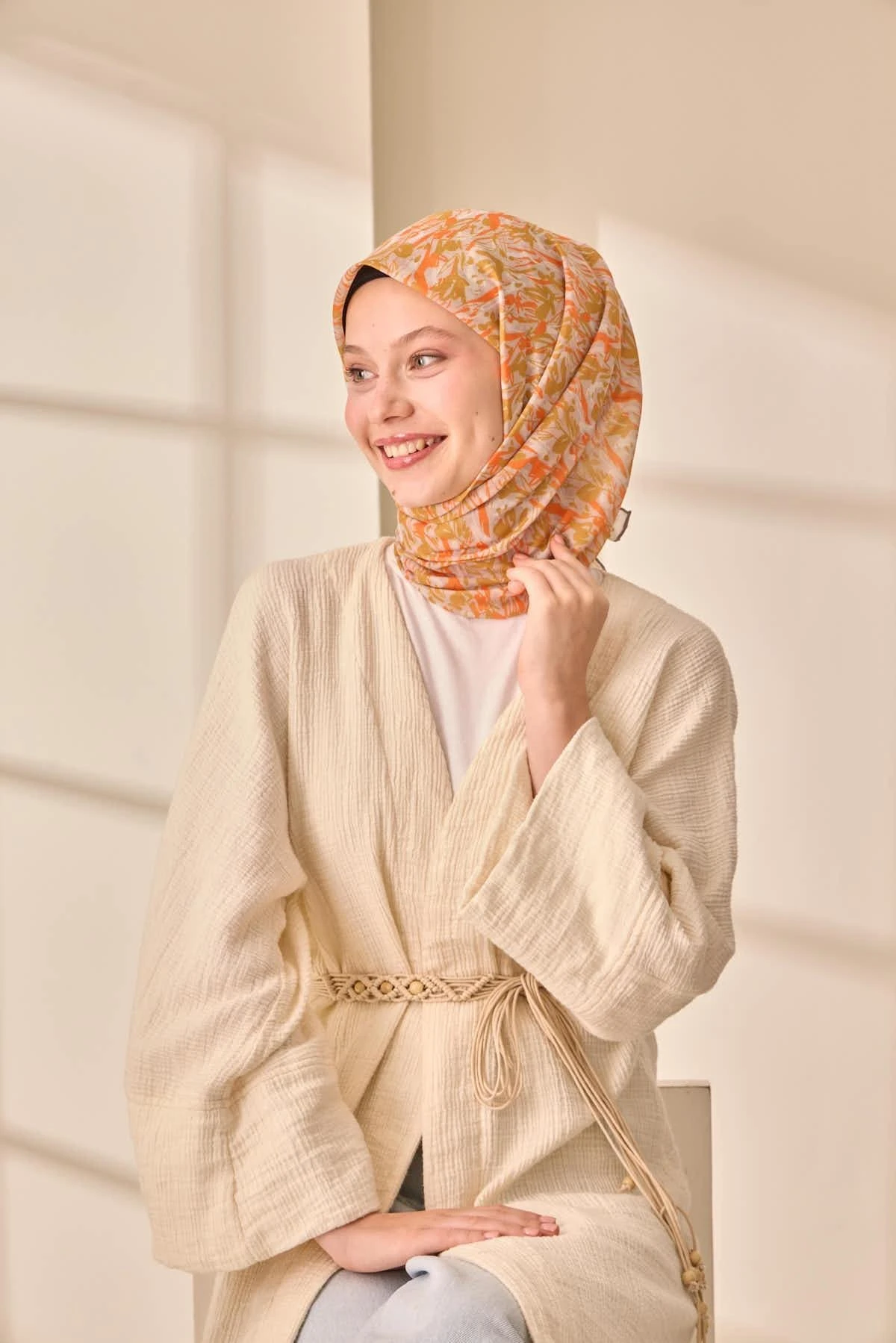 16 Silk Home Soft Fırça Desen Eşarp