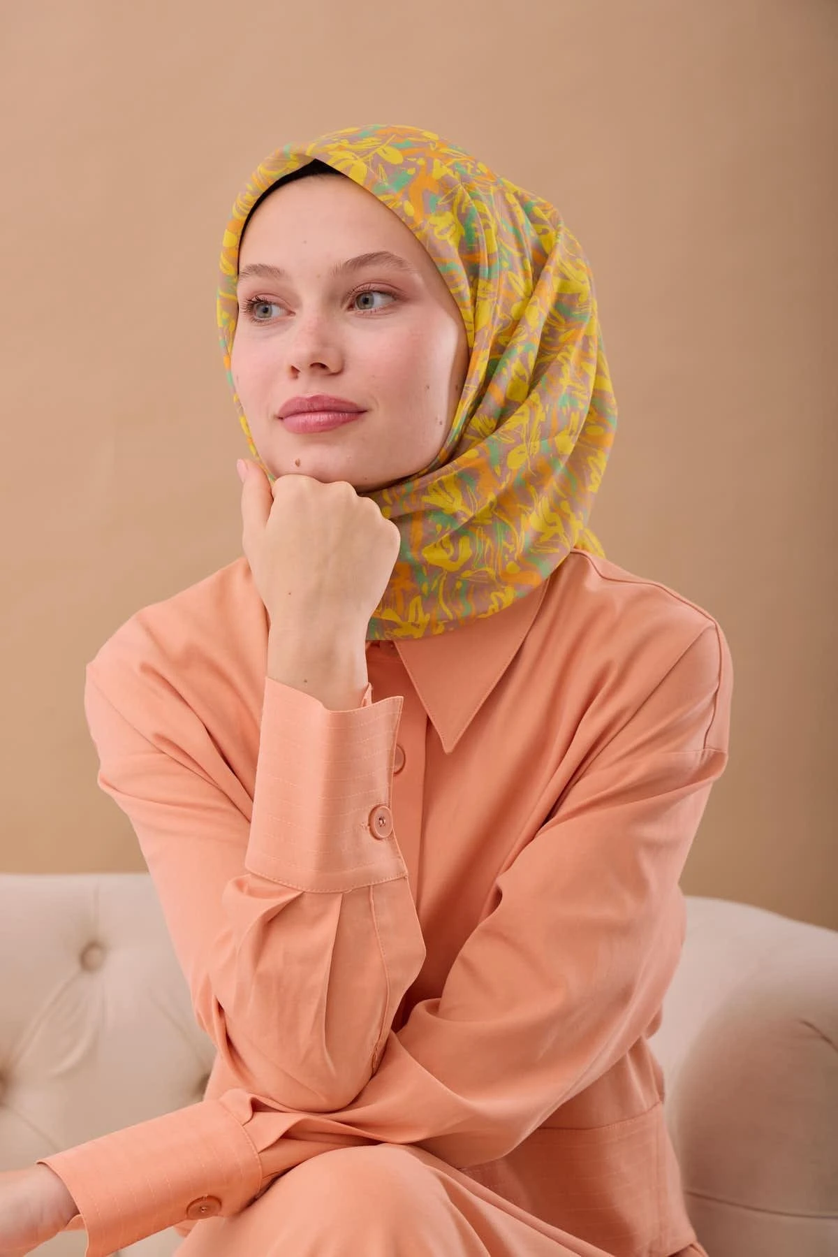 32 Silk Home Soft Fırça Desen Eşarp