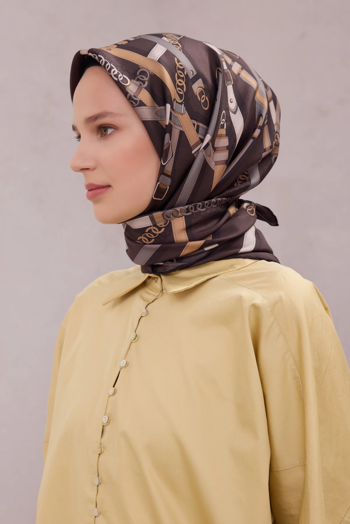 35 Belli Twill İpek Eşarp 4200D