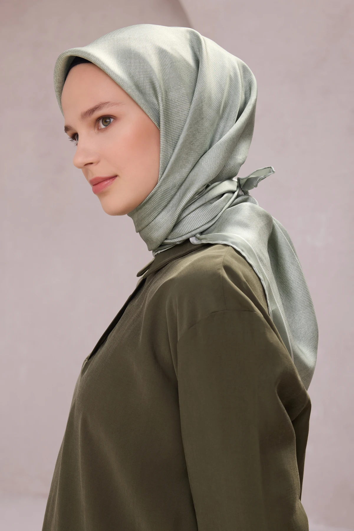 35 Belli Twill İpek Eşarp 4201D