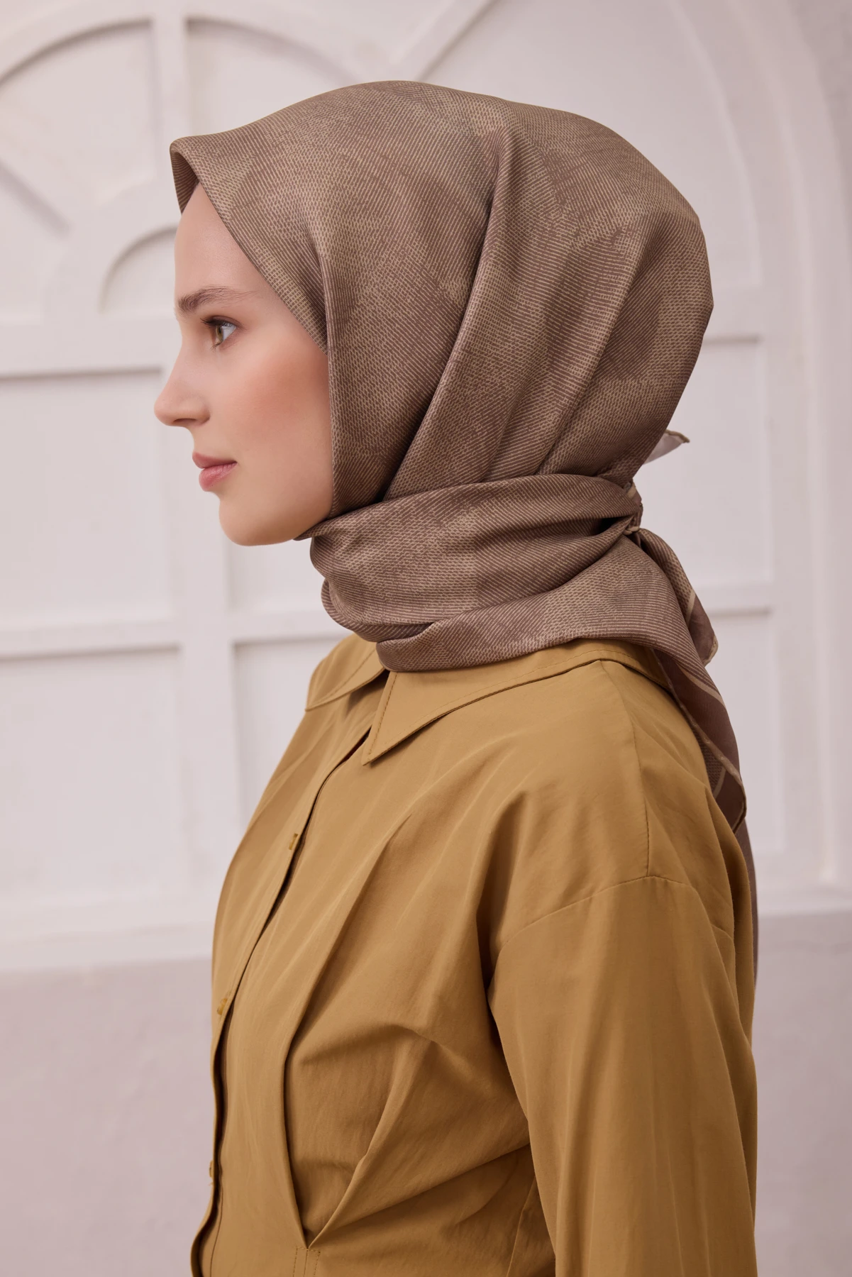 46 Belli Twill İpek Eşarp 4201D
