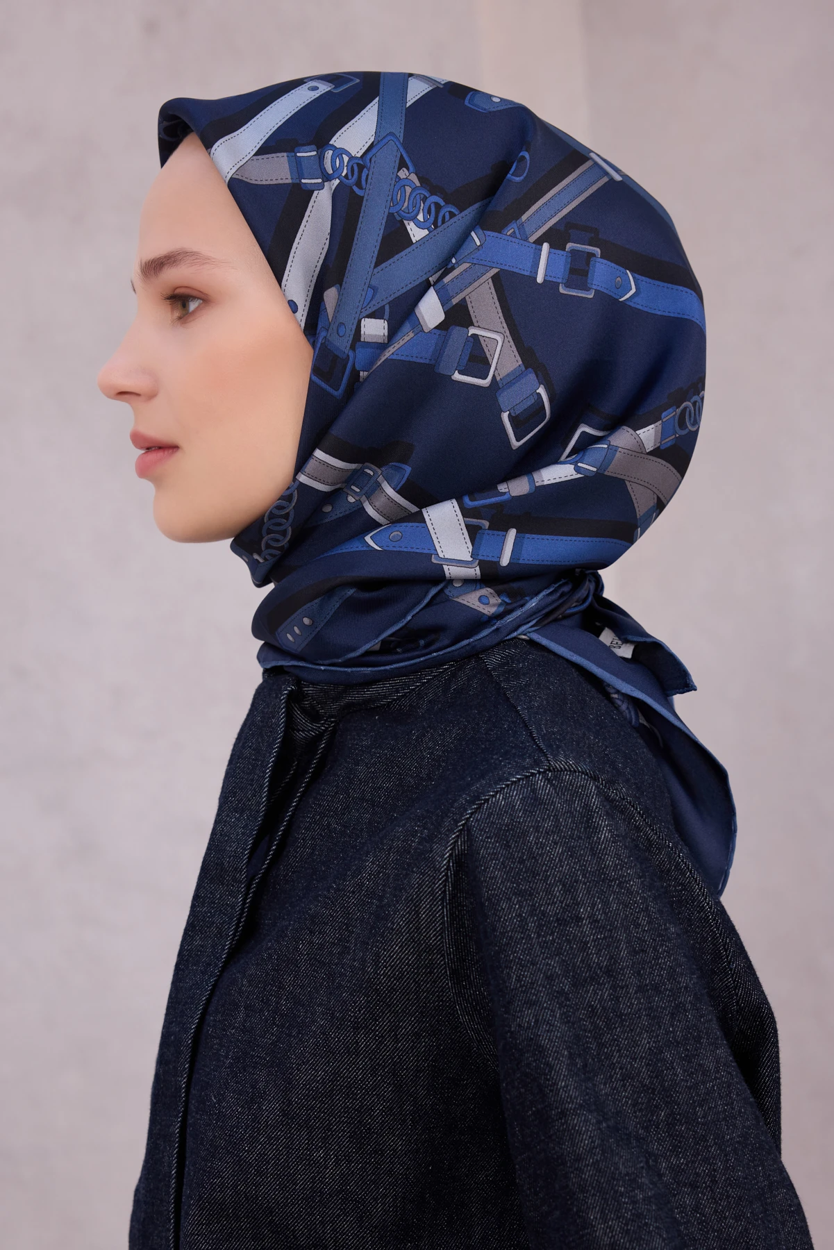 52 Belli Twill İpek Eşarp 4200D
