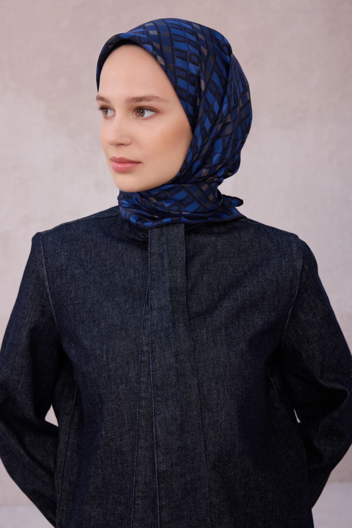56 Belli Twill İpek Eşarp 4223D
