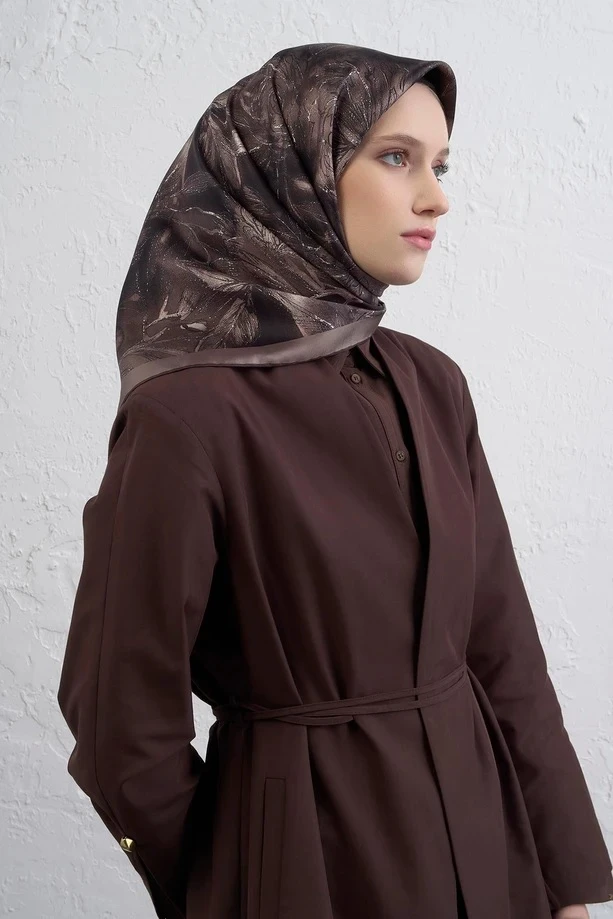 82 Armine Sura İpek Eşarp 9409D