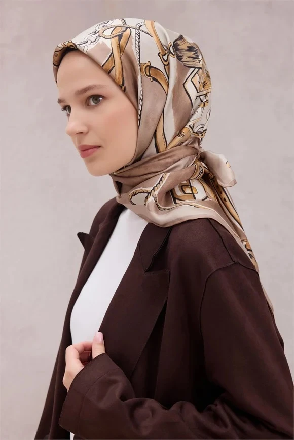 82 Belli Twill İpek Eşarp 4205D