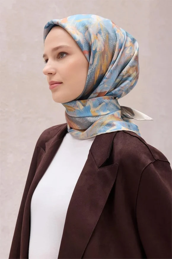 83 Belli Twill İpek Eşarp 4217D