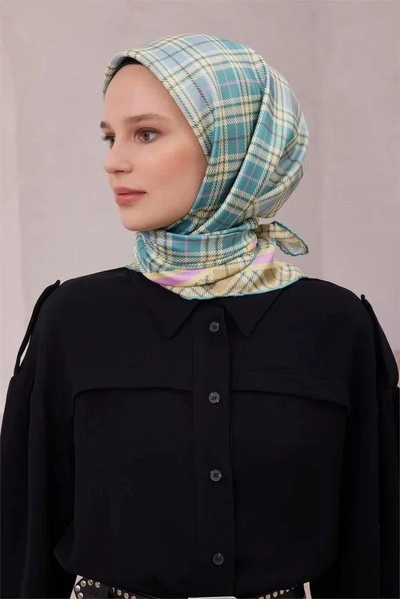 83 Belli Twill İpek Eşarp 4218D