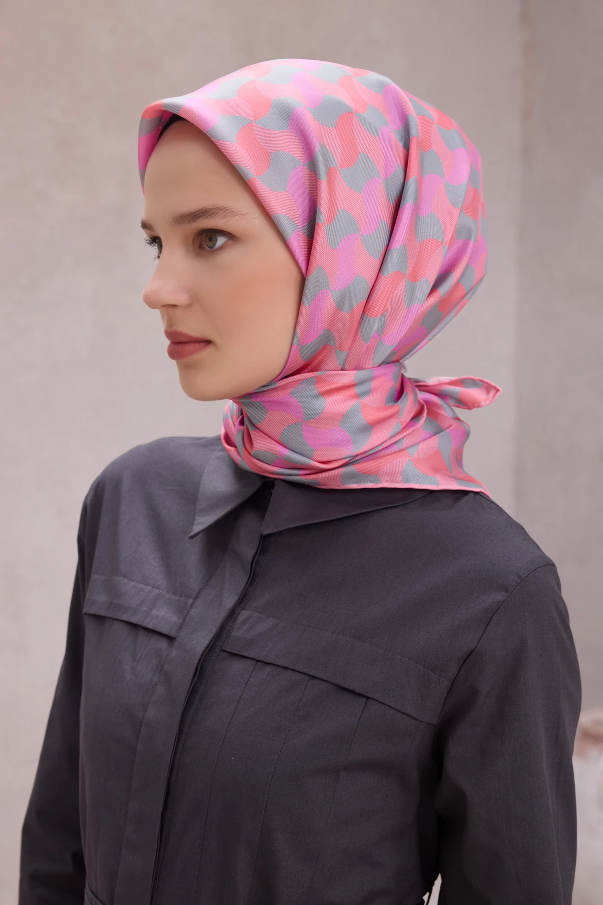 84 Belli Twill İpek Eşarp 4211D