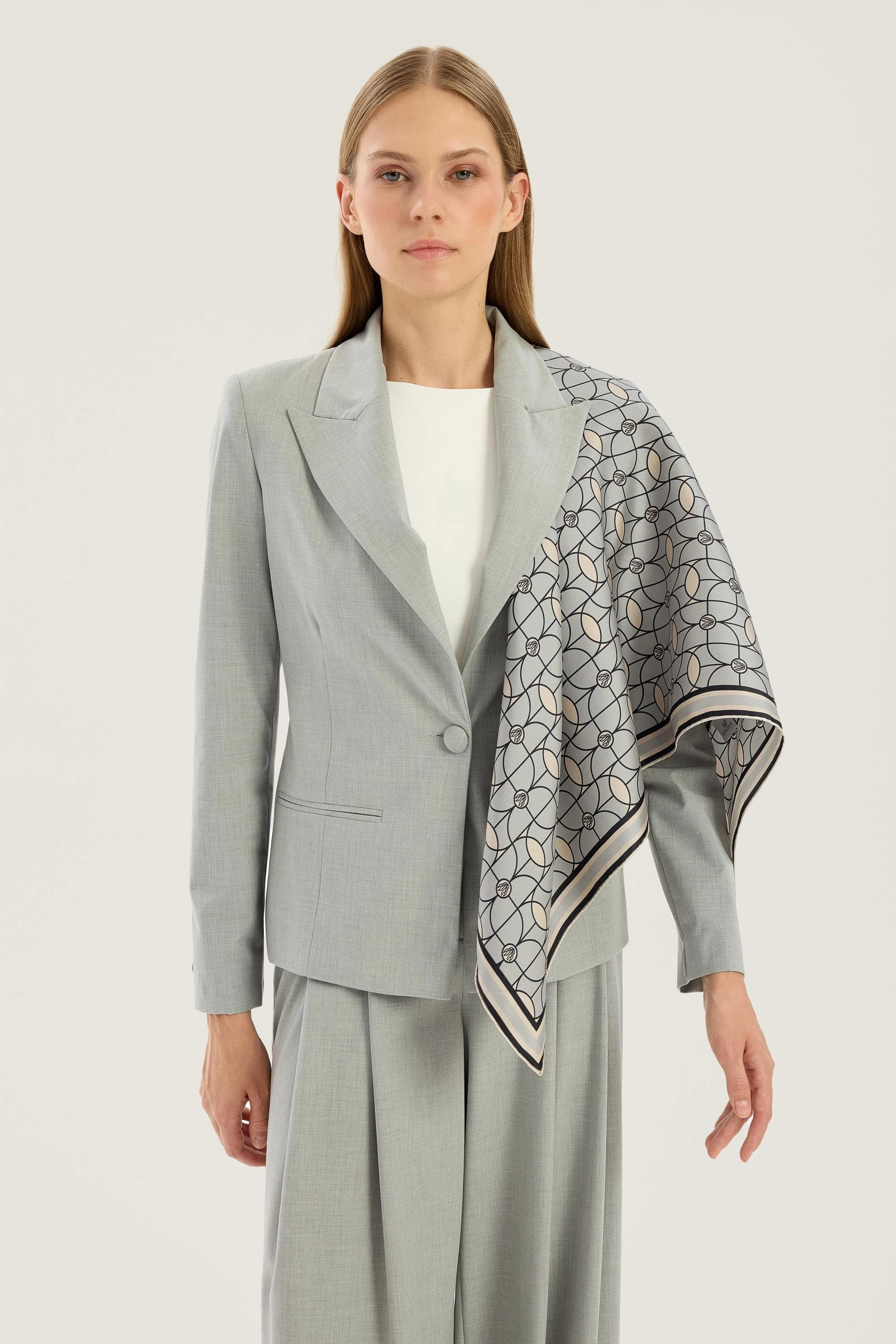 GRİ Maisa Zerre Twill İpek Eşarp