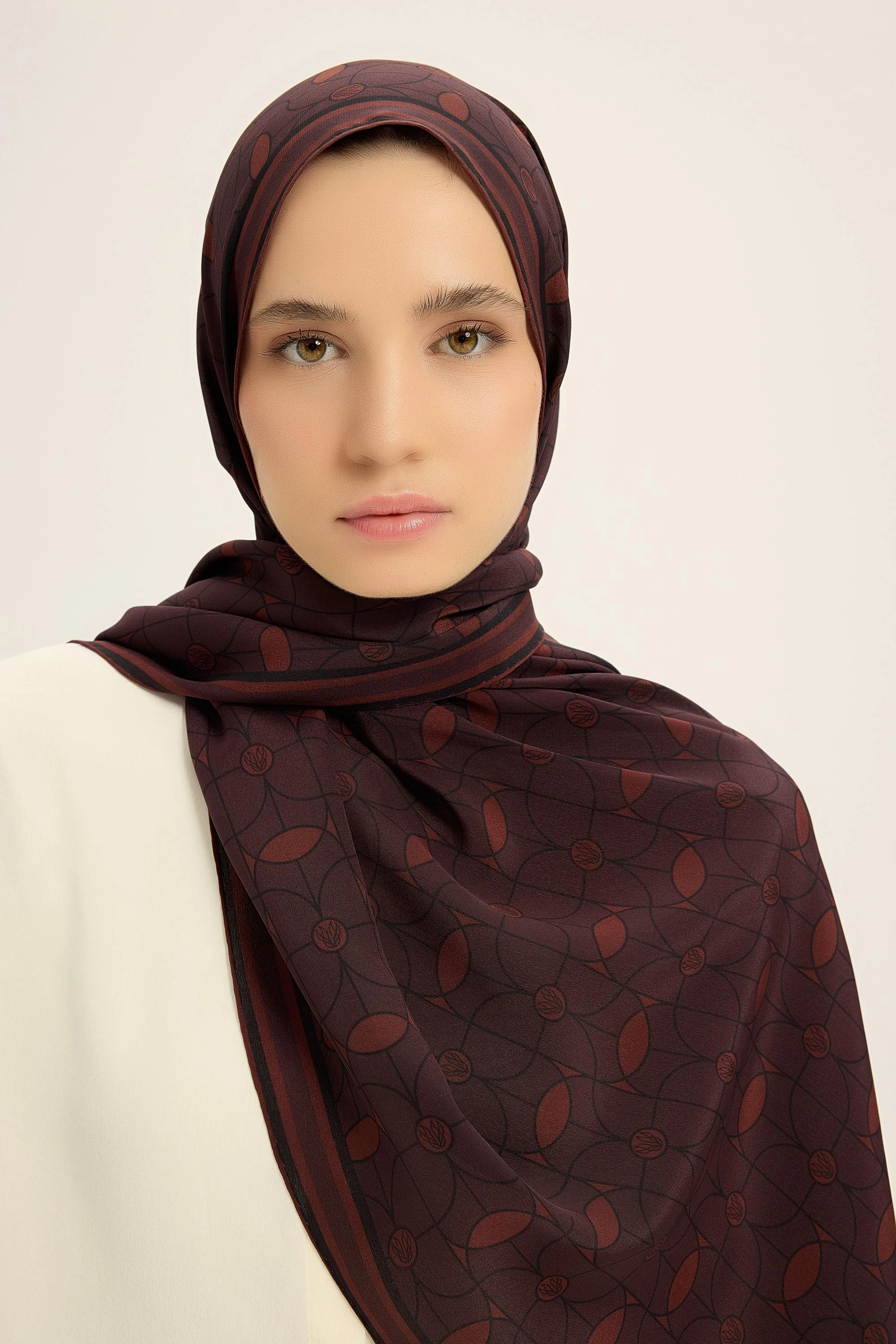 Kahverengi Maisa Zerre Krep İpek Şal