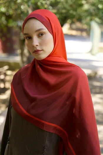 Kırmızı ED Scarf Inspired Degrade Desen Şal