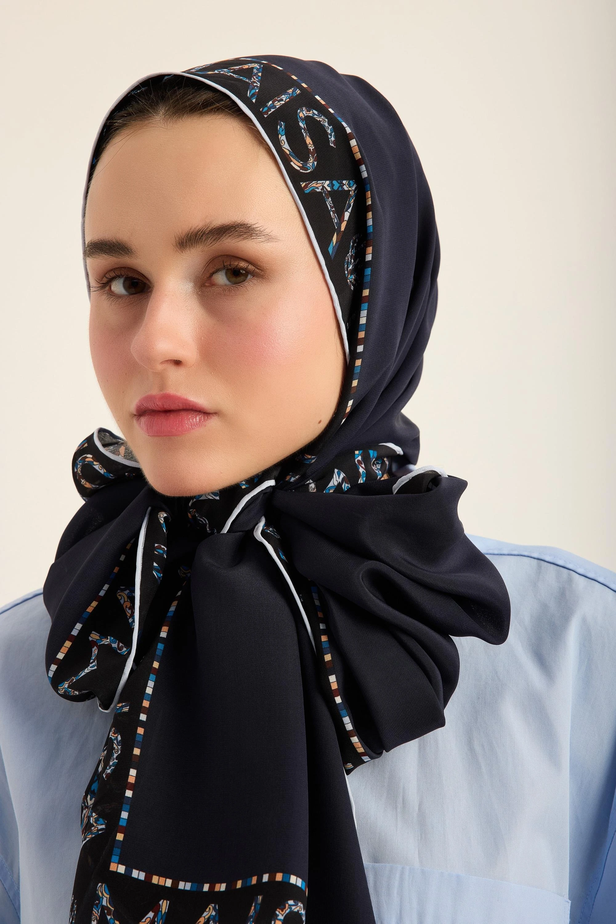 LACİVERT Maisa Rufi Krep İpek Şal