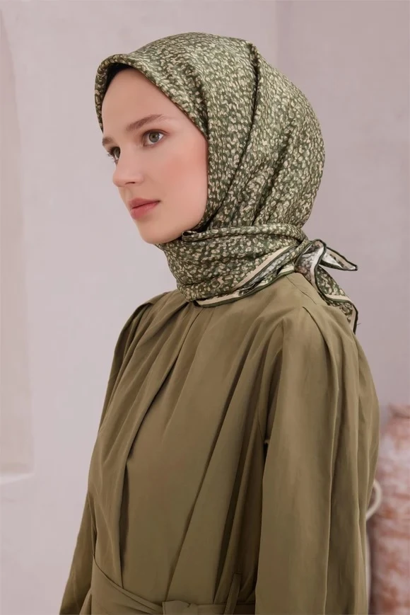 06 Belli Twill İpek Eşarp 4208D