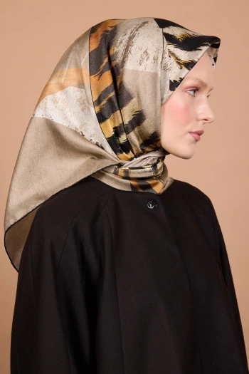 313 Aker Sura İpek Eşarp 9081701