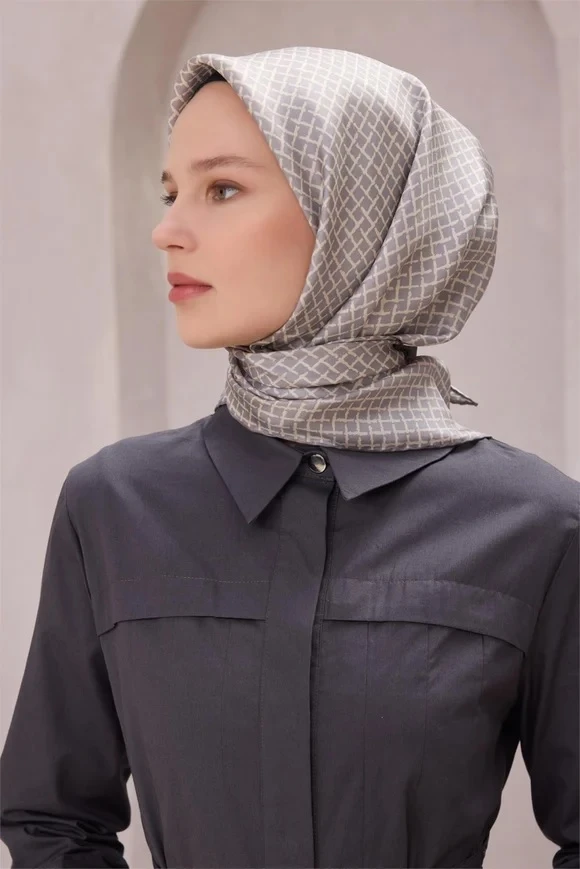 32 Belli Twill İpek Eşarp 4203D