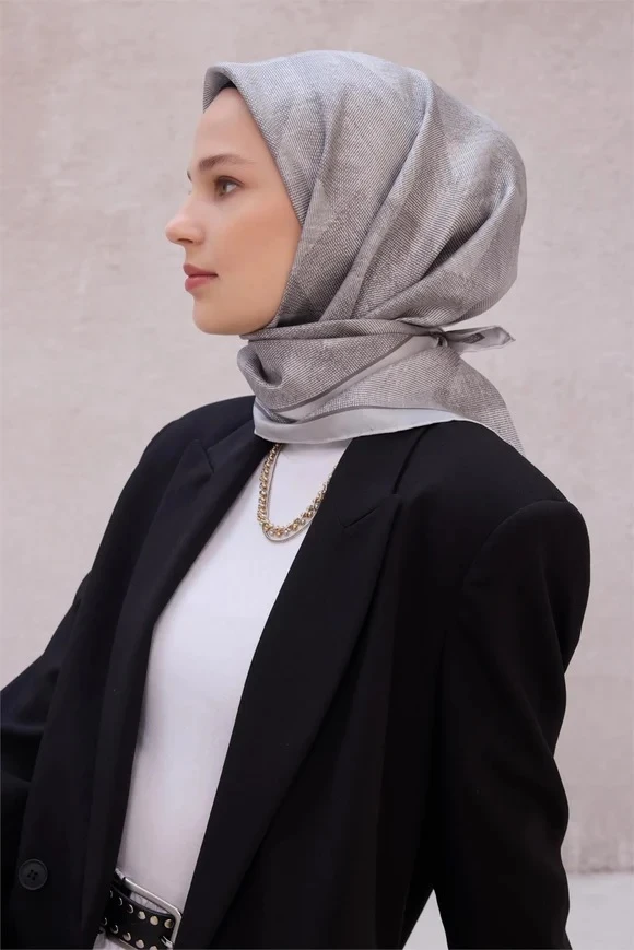 47 Belli Twill İpek Eşarp 4201D