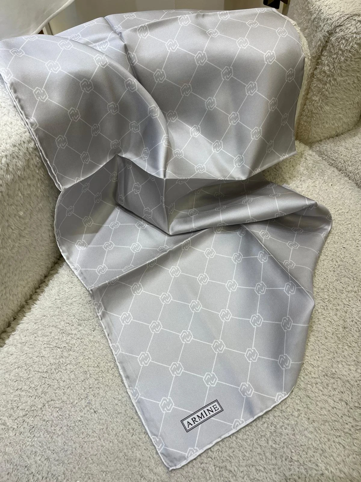 80 Armine Twill İpek Eşarp 9178D