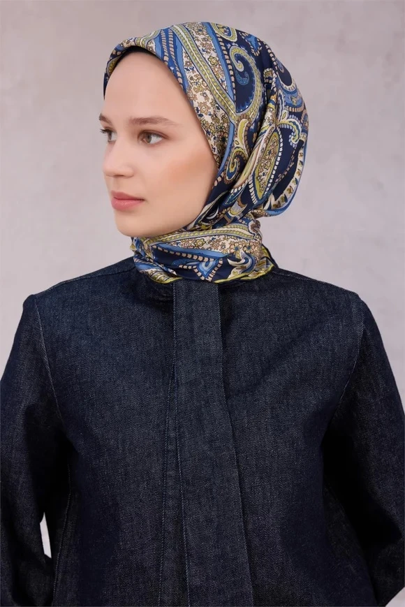 83 Belli Twill İpek Eşarp 4202D