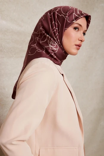 BORDO Levidor Twill İpek Eşarp 41