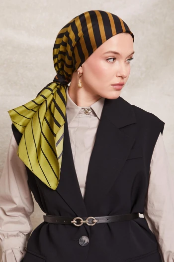 Fıstık Yeşili Levidor Twill İpek Eşarp 42