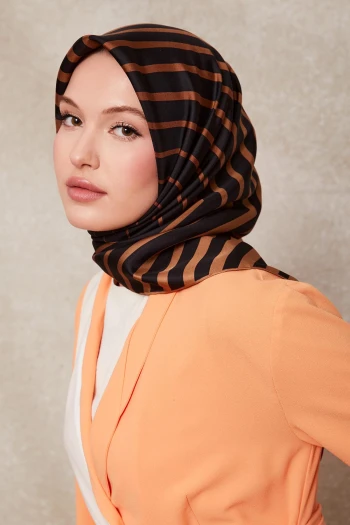 Siyah Camel Levidor Twill İpek Eşarp 42