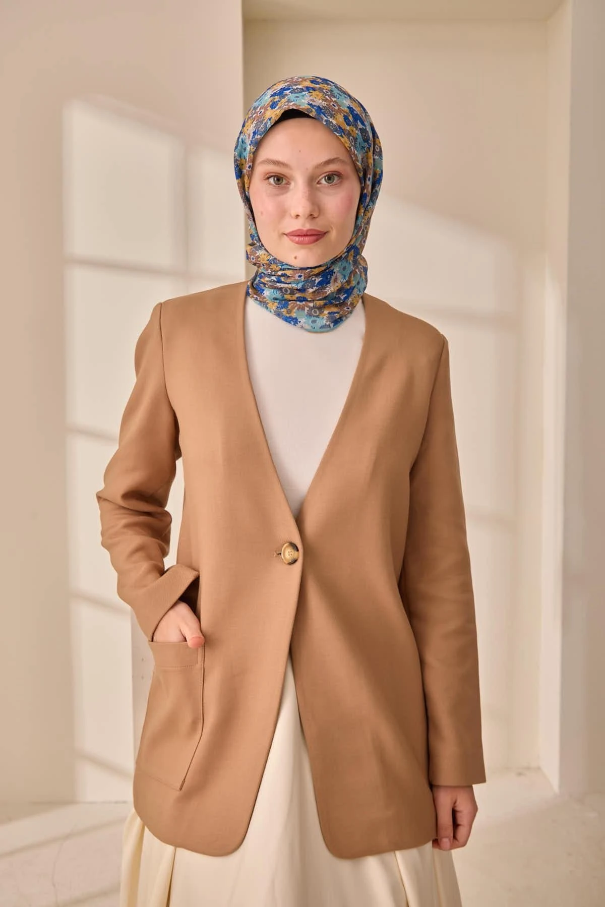 03 Silk Home Kır Çiçekleri Desen Soft Eşarp