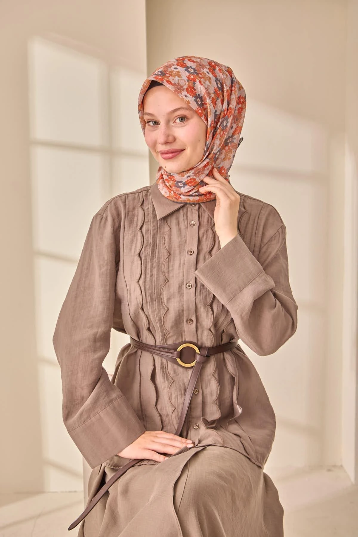 05 Silk Home Kır Çiçekleri Desen Soft Eşarp