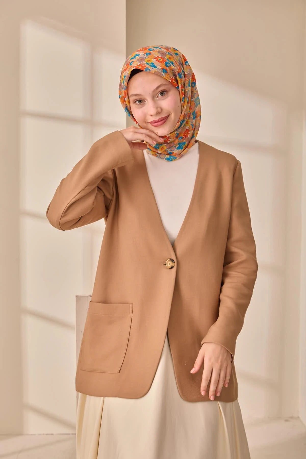 07 Silk Home Kır Çiçekleri Desen Soft Eşarp