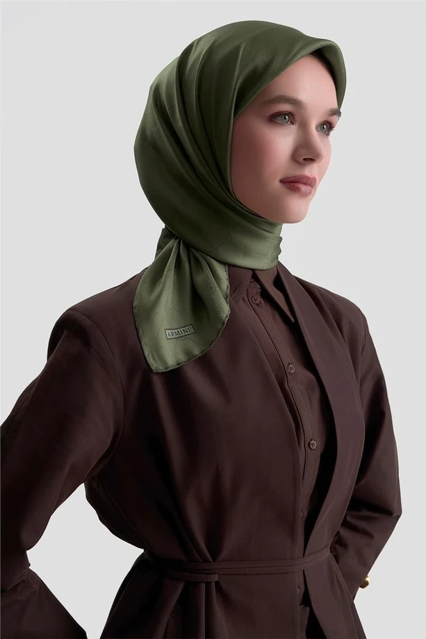 28 Armine Jakar İpek Eşarp 2001D