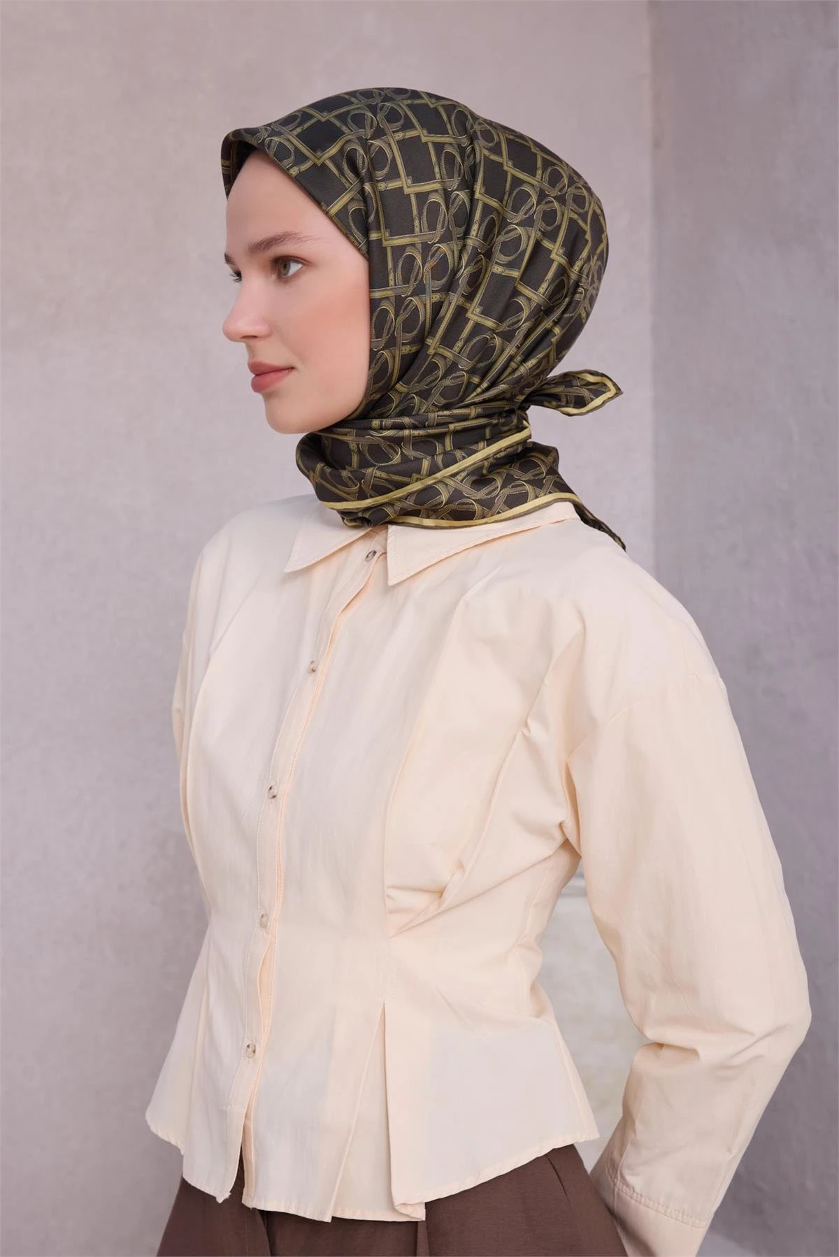 84 Belli Twill İpek Eşarp 4214D