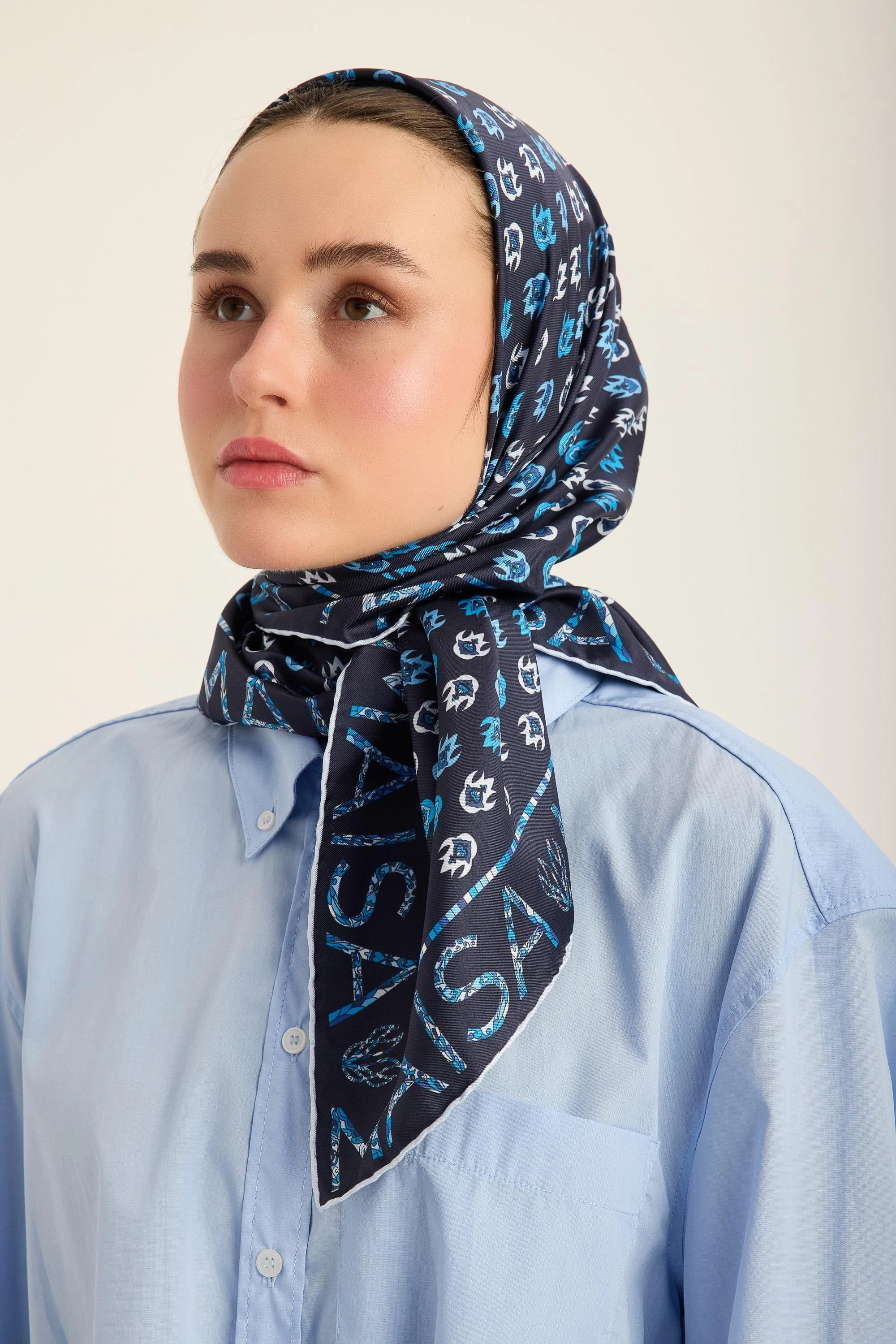 LACİVERT Maisa Pare Twill İpek Eşarp