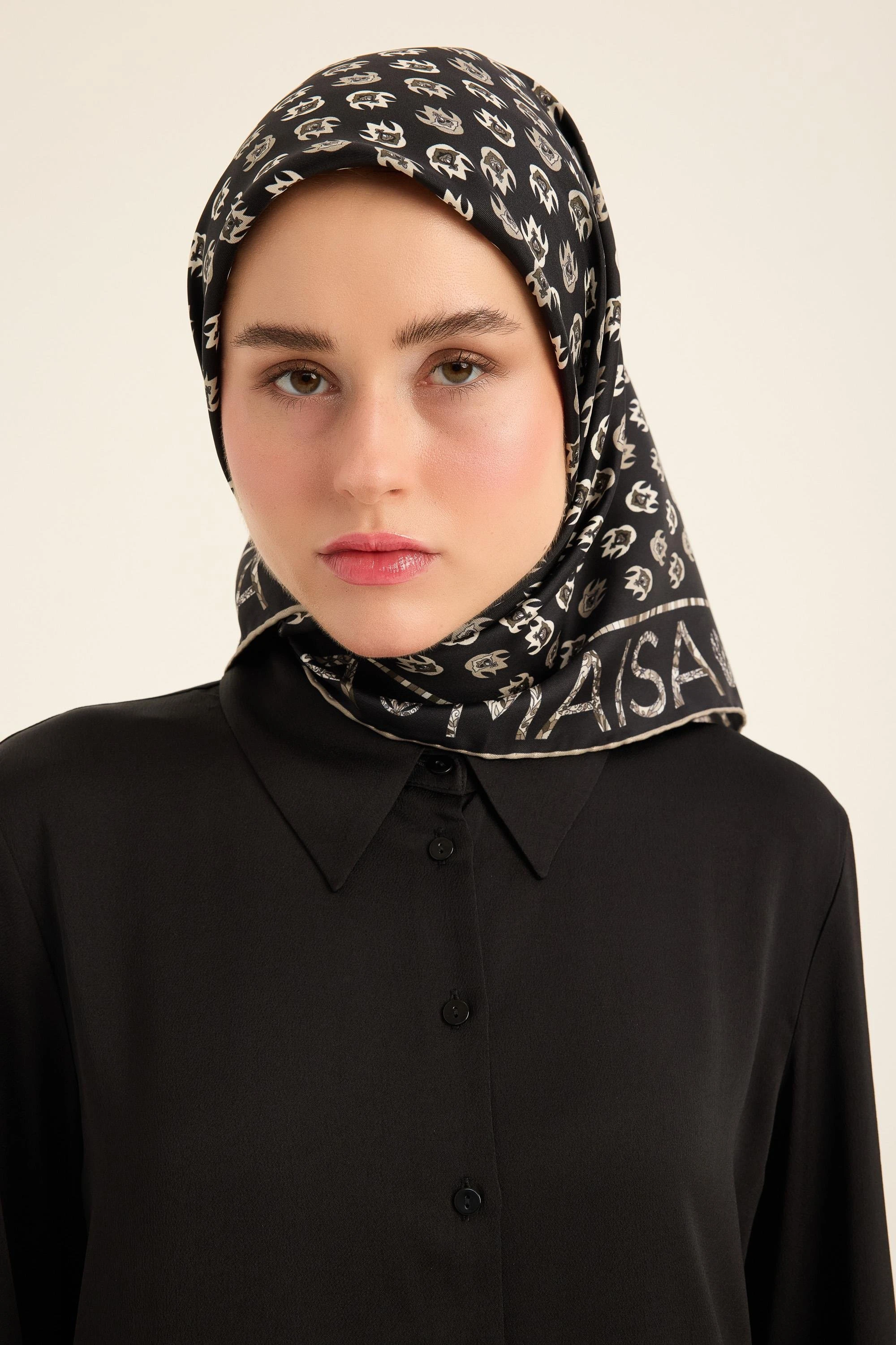 SİYAH Maisa Pare Twill İpek Eşarp