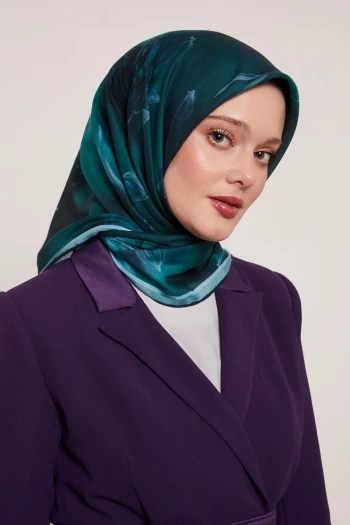 ZÜMRÜT Luvensara Botanik Lale Desen Soft Eşarp