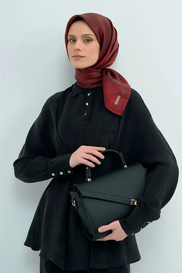 50 Armine Sura İpek Eşarp 9501D