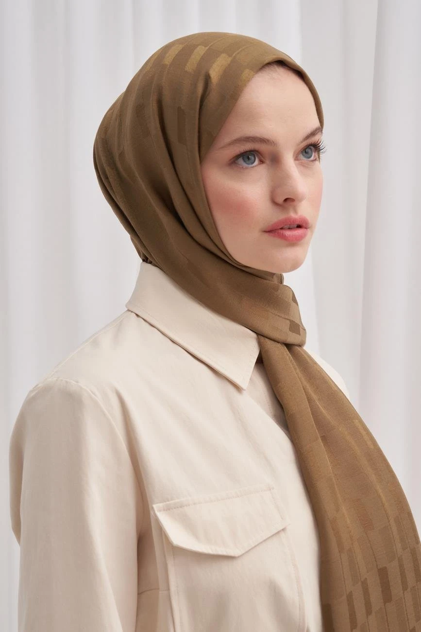 Ceviz Carell Küpçizgi Jakar İtalyan İpekli Şal