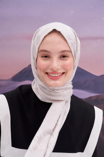 GÜMÜŞ Carell Kazayağı Jakar İtalyan İpekli Şal