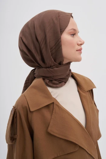 Küllü Kahve Carell Simetrik Jakar İtalyan İpekli Şal
