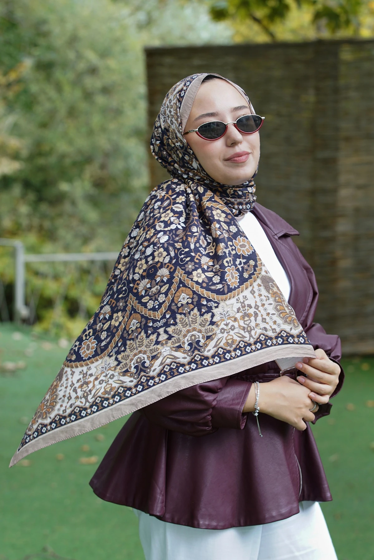 Vizon-Siyah Loryan Scarf Diamond Adel Şal
