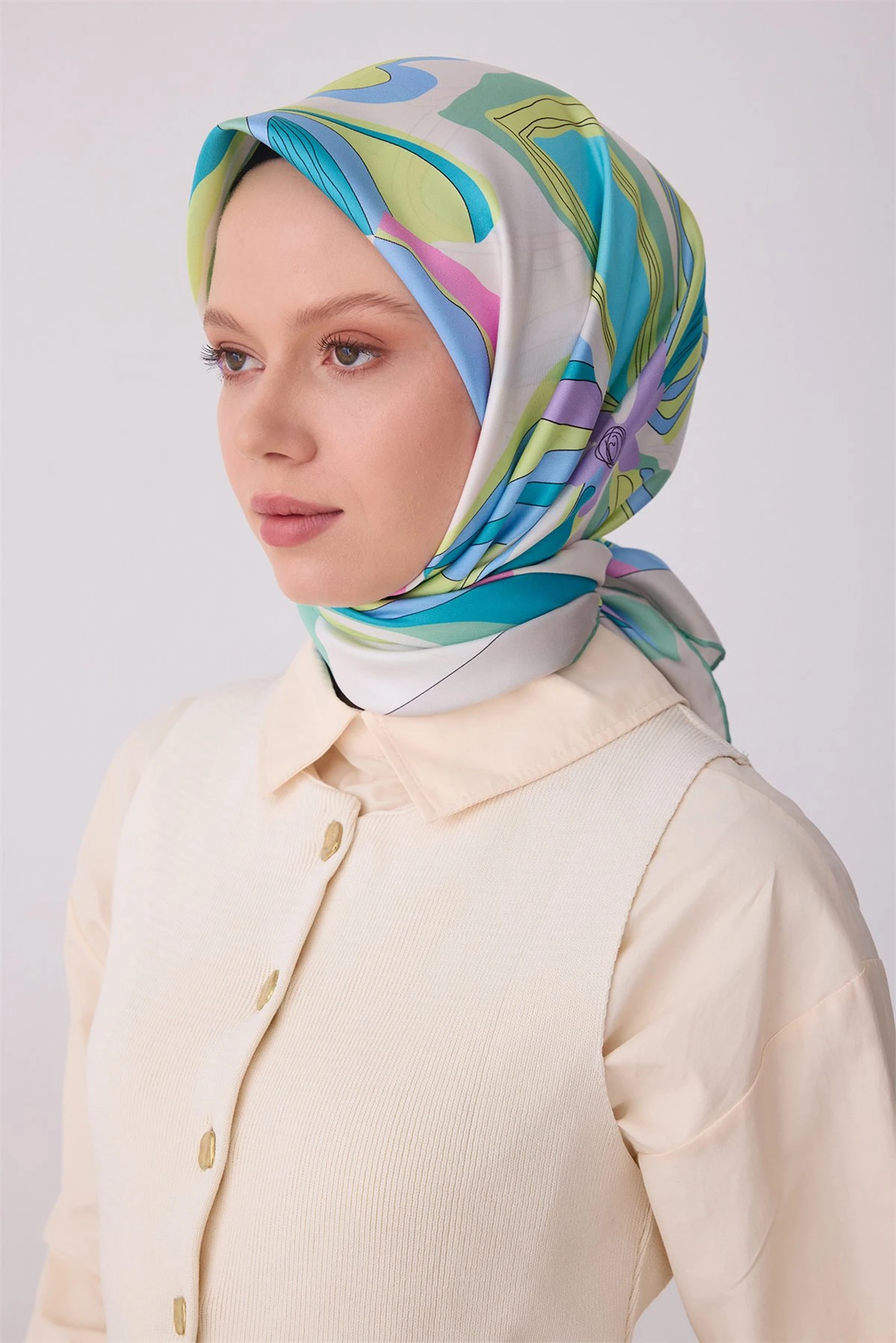 01 Belli Twill İpek Eşarp 4318D