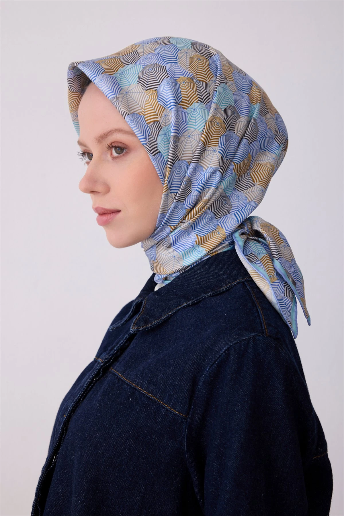 02 Belli Twill İpek Eşarp 4313D