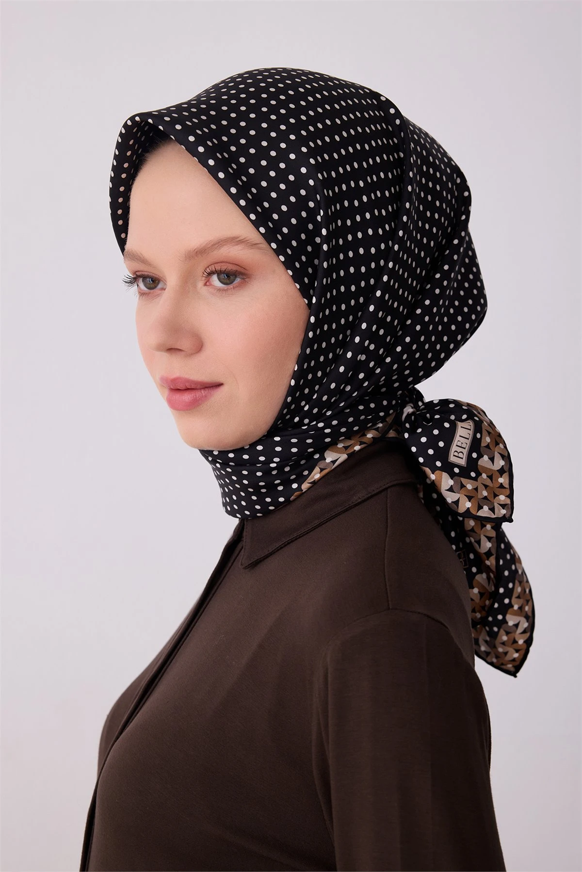 02 Belli Twill İpek Eşarp 4326D