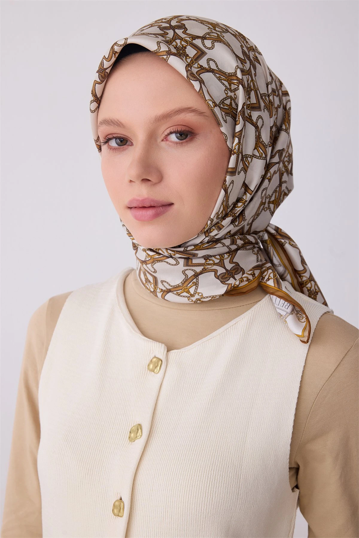 03 Belli Twill İpek Eşarp 4328D