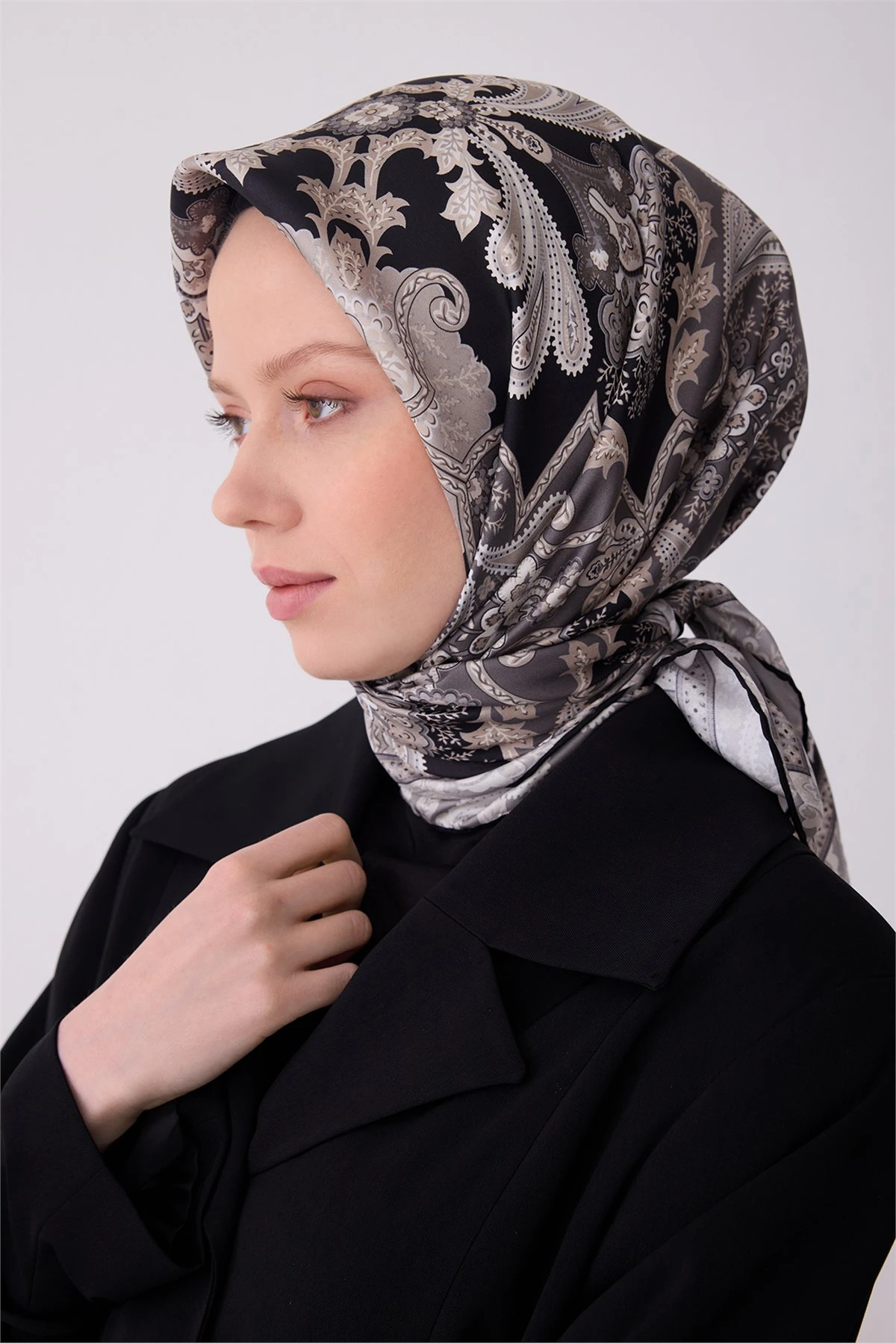 06 Belli Twill İpek Eşarp 4304D