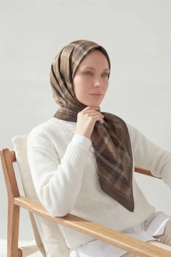 07 Silk Home Ekose Desen Velora Eşarp