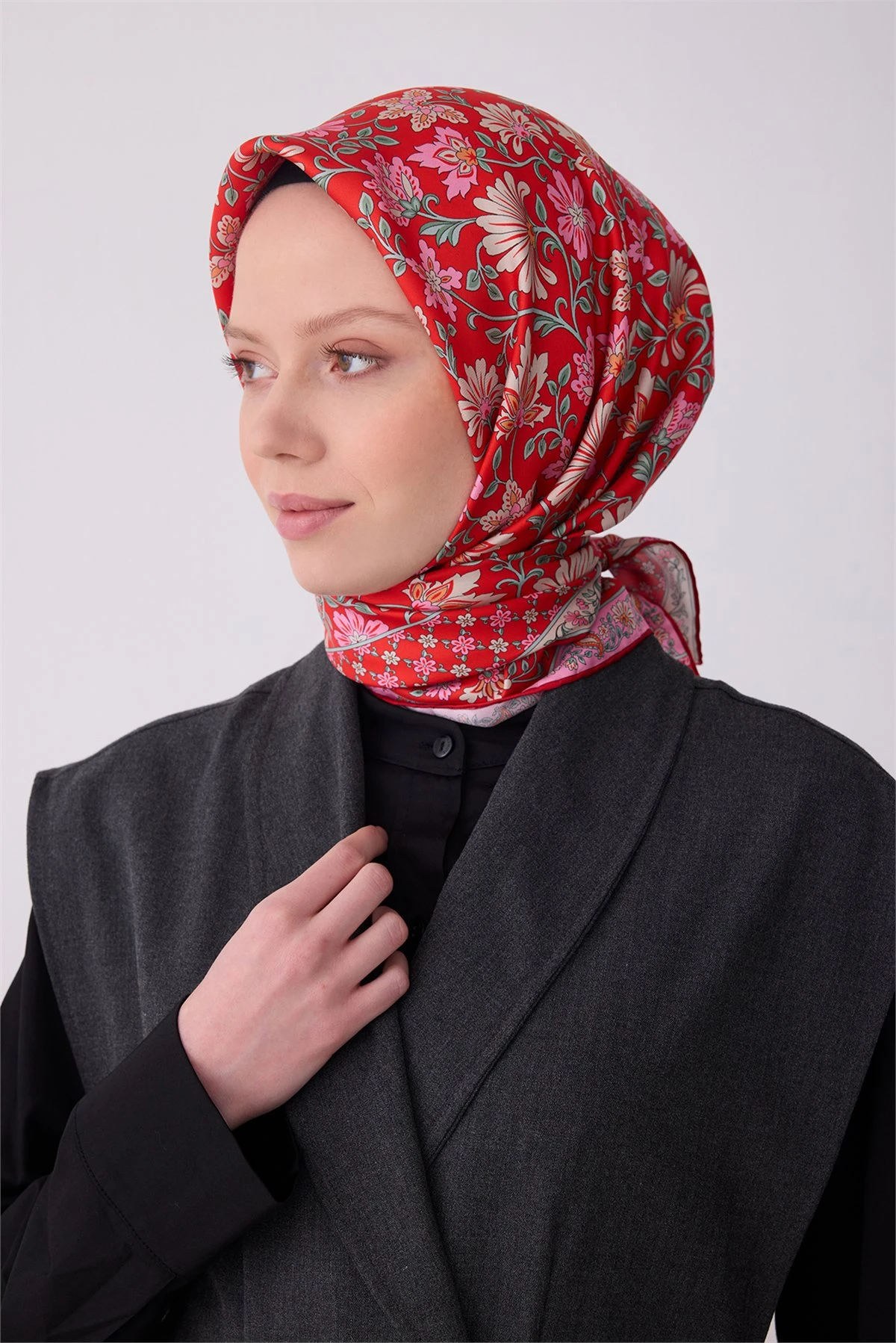 09 Belli Twill İpek Eşarp 4314D