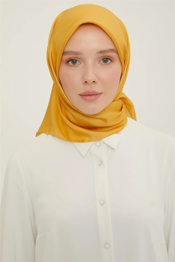 105 Armine Twill Düz Boyalı Eşarp