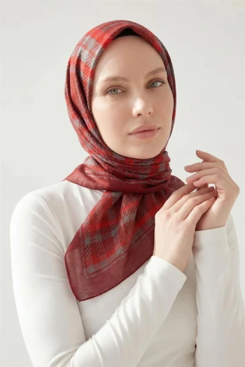 18 Silk Home Ekose Desen Velora Eşarp